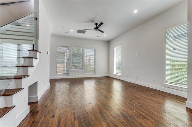 Building Photo - 4519 San Jacinto St Unit 101