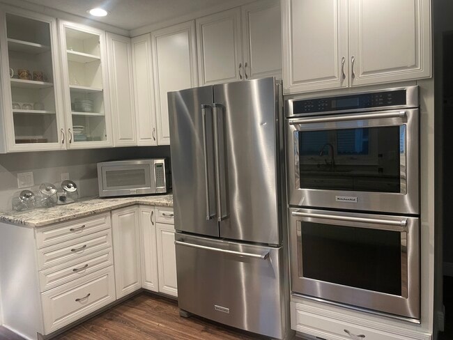 Photo - 205 W 26th Ave