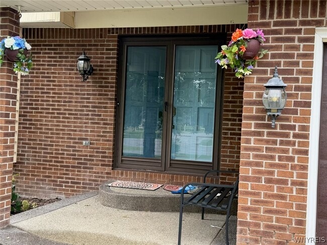 12 Brookedge Rd