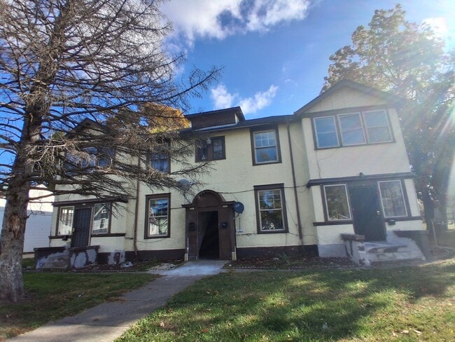 Building Photo - 503.5 Collett-