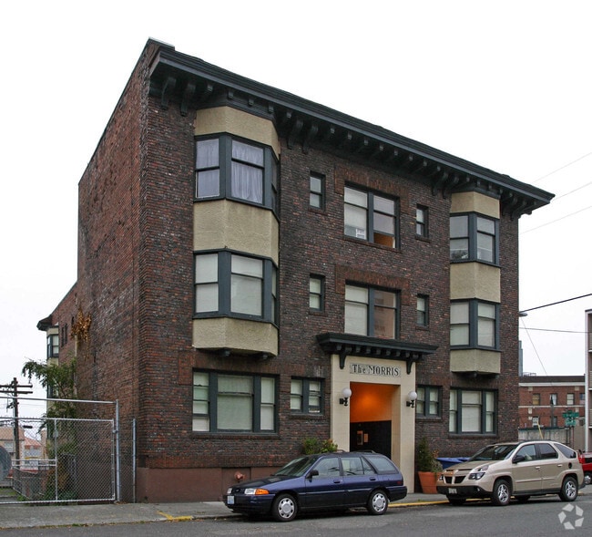 The Morris Apartments