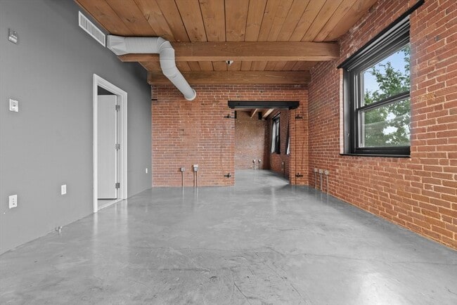 Photo - 90 Wareham St Unidad 309