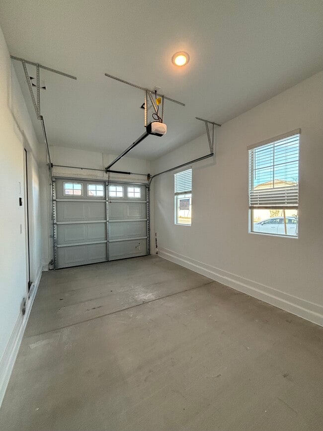 Photo - 456 S Jacana Ln