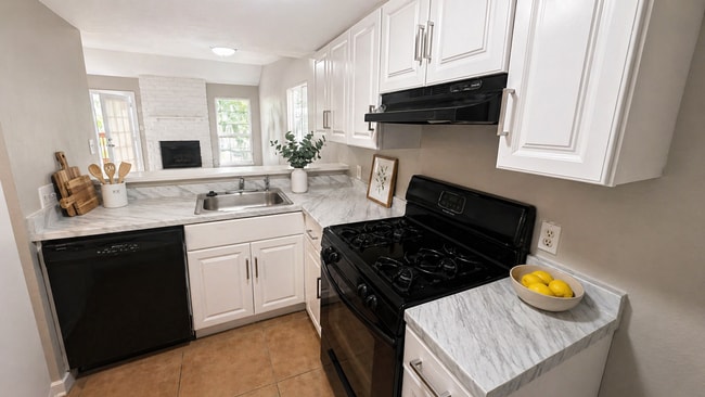 Photo - 1711 Burton Dr Unit B
