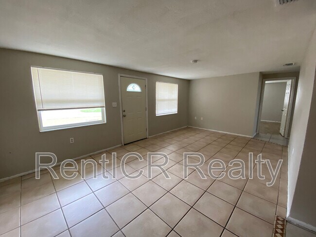 Photo - 4655 Koala Dr