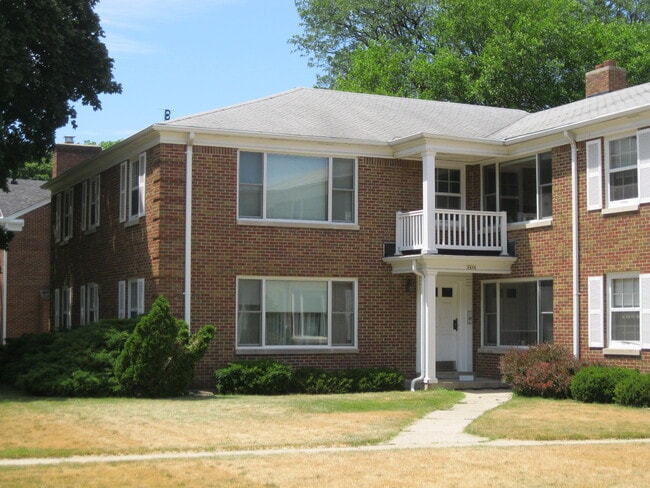 Photo - 9404 W North Ave Unit 3