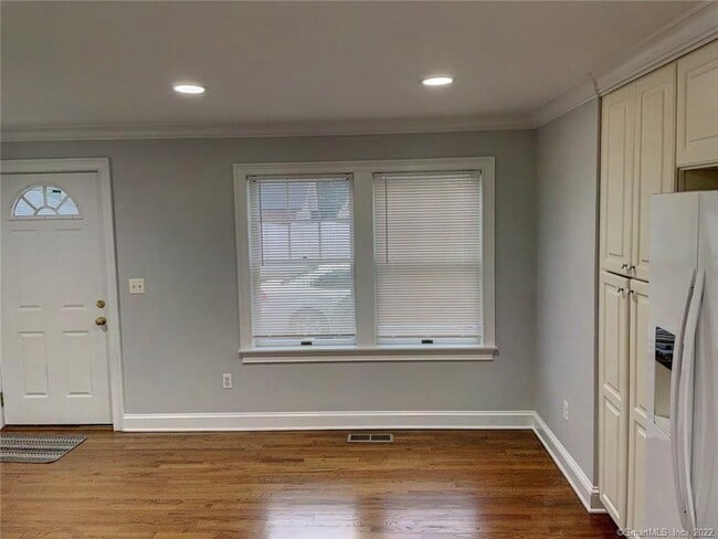 Photo - 57 Scofield Ave