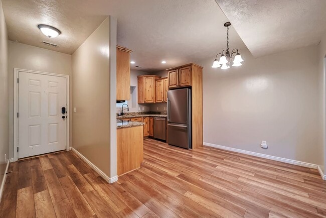 Photo - 2409 Adelaide Dr