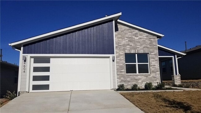 Building Photo - 4604 Tully Dr