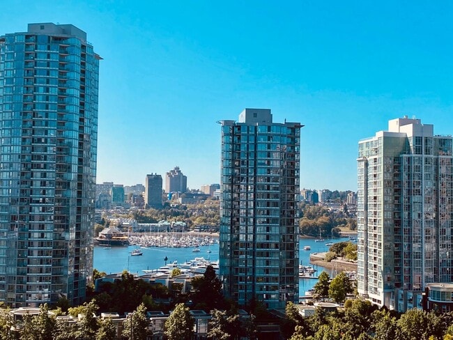 Building Photo - 939 Expo Blvd Unit 1701