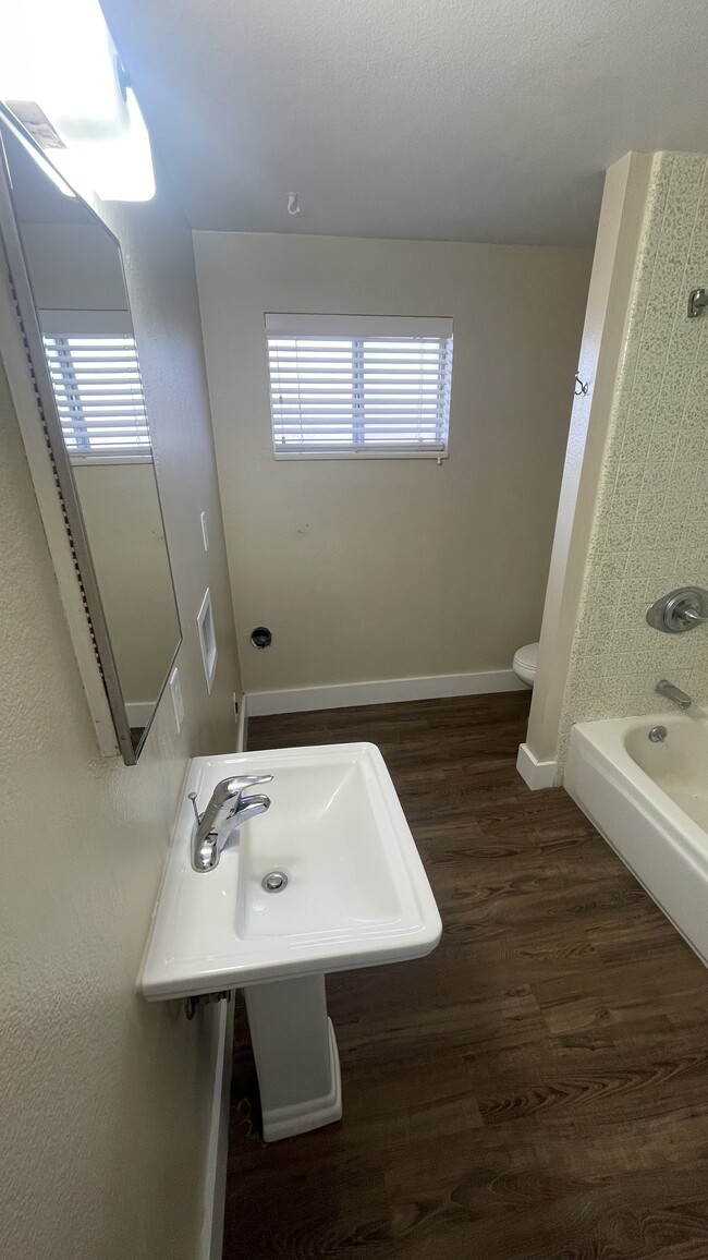 Photo - UNIT 525