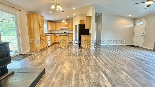 Photo - 4062 W Seasons Rd