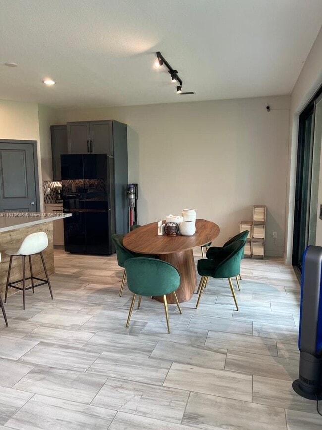 Photo - 8813 Antarus Dr