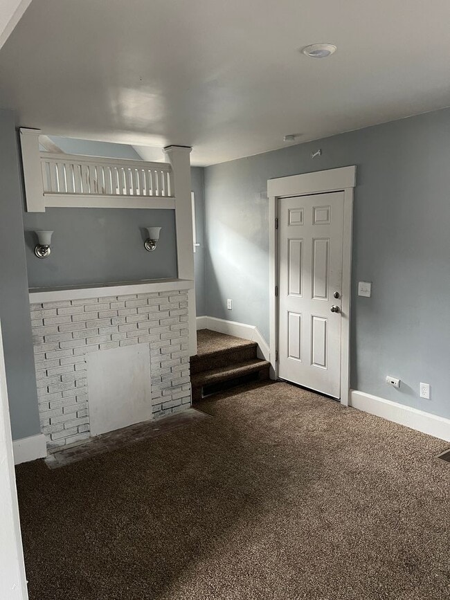 Photo - 3 Bed / 1.5 Bath Updated Home with Off-Street Parking!