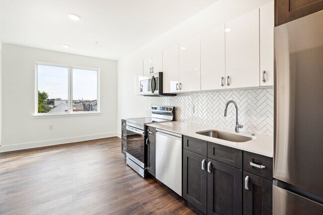 Photo - 1701 Federal - Olo