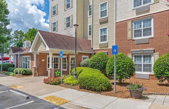 Building Photo - Furnished Studio-Atlanta - Northlake Rental
