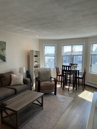 56 Humphrey St Unit 2