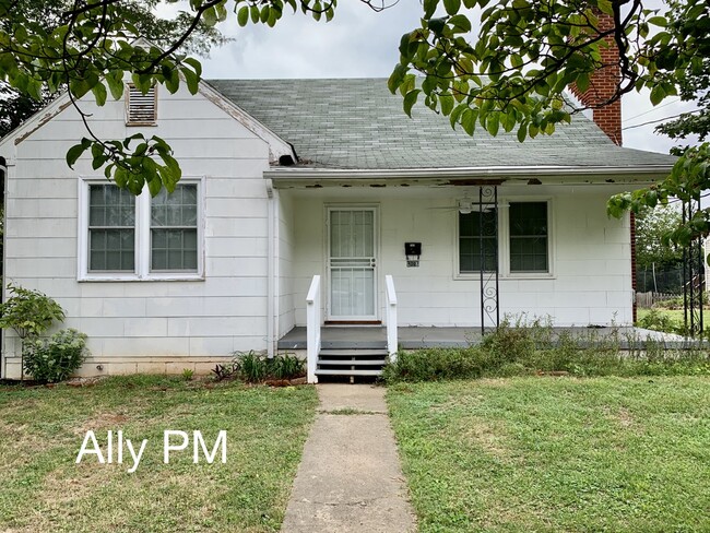Photo - 1307 Early St House