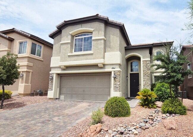 Photo - Spacious 3 Bed + Loft & Den with Soaring Ceilings