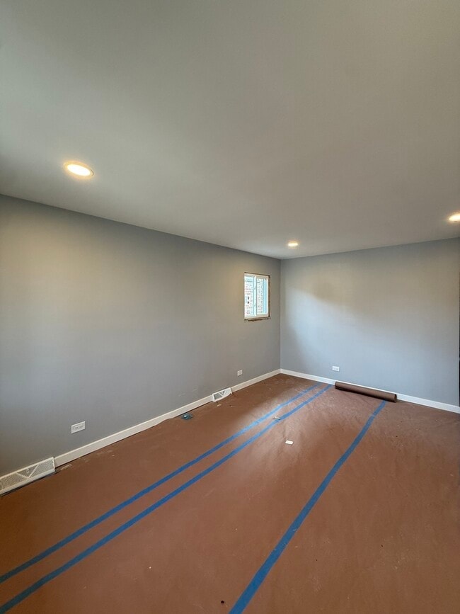 Photo - 7732 Lotus Ave