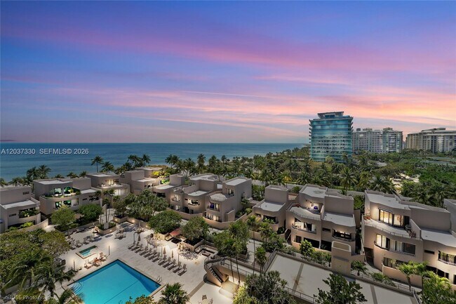 Building Photo - 201 Crandon Blvd Unit 833