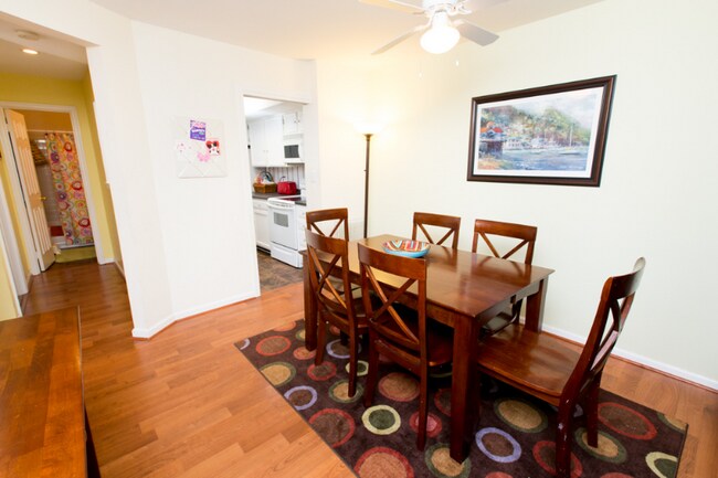 Photo - 13116 Shadyside Ln