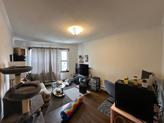 Building Photo - 435 Walnut Ave Unit 8