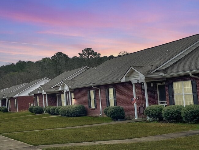 Photo - Single Level Home************Beautiful 1 Bedroom Villa************Brick Building