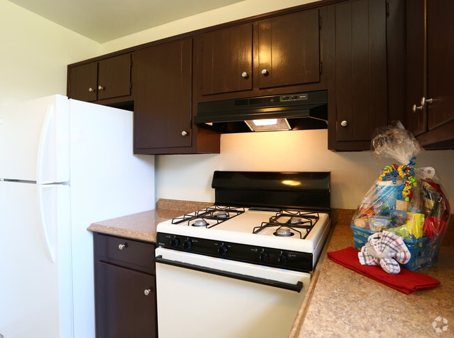 Photo - Sherwood Apartments