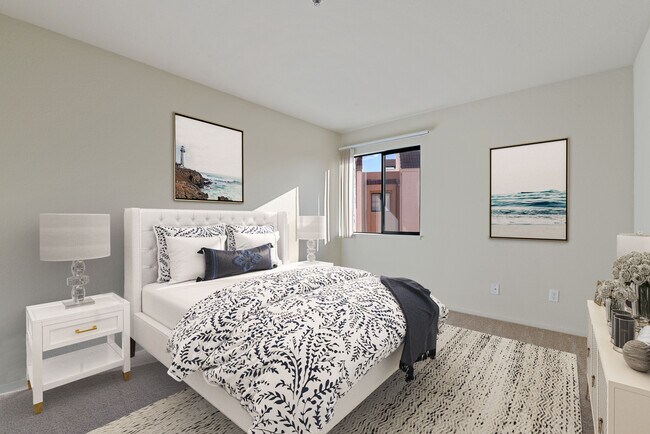 Four Seasons Apartments