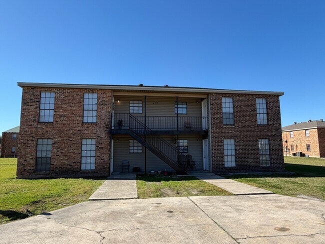 Photo - 406 Herbert Rd