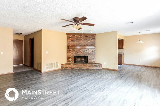 Photo - 8817 NW 82nd St