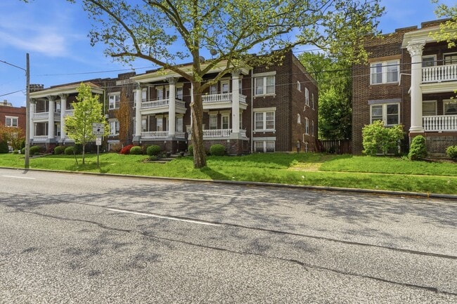 Photo - Clifton 31 Apartments