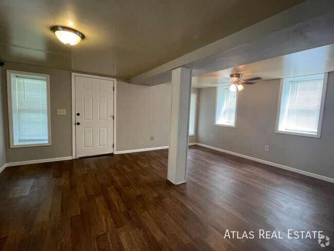 Building Photo - 83 N Mill St Unit 02 Rental