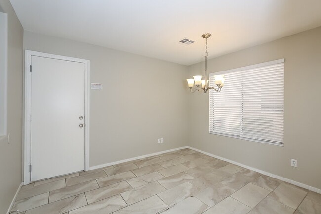 Photo - 65 Belle Soleil Ave