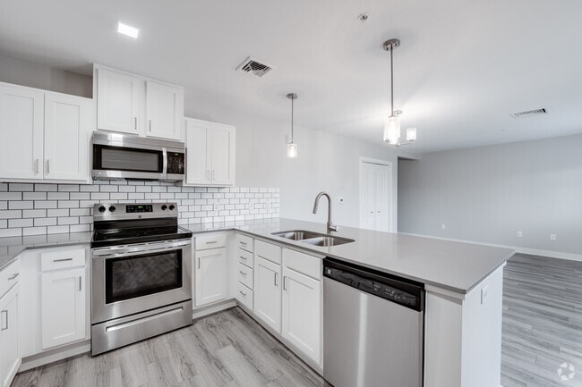 La Traverse - Reserva en Oxford - Oxford Place Apartments