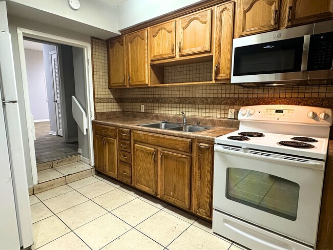 Photo - 432 NW 15th Ave