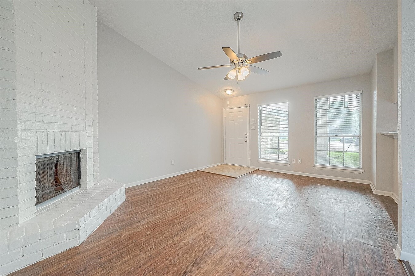 Photo - 11203 Pender Ln