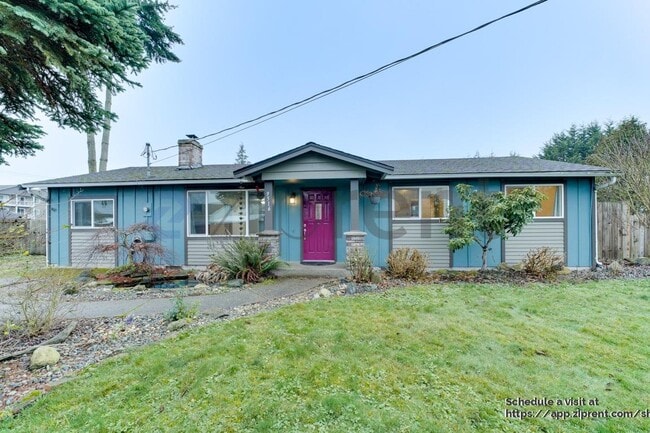 Building Photo - 9516 Holly Dr