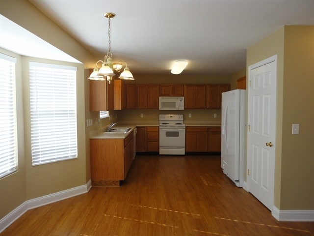 Photo - 1455 Woodside Dr