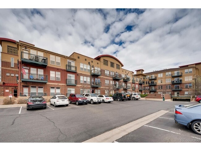 Photo - 10176 Park Meadows Dr Unidad 2202