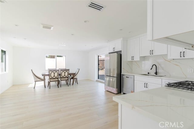 Photo - 9813 Foothill Blvd