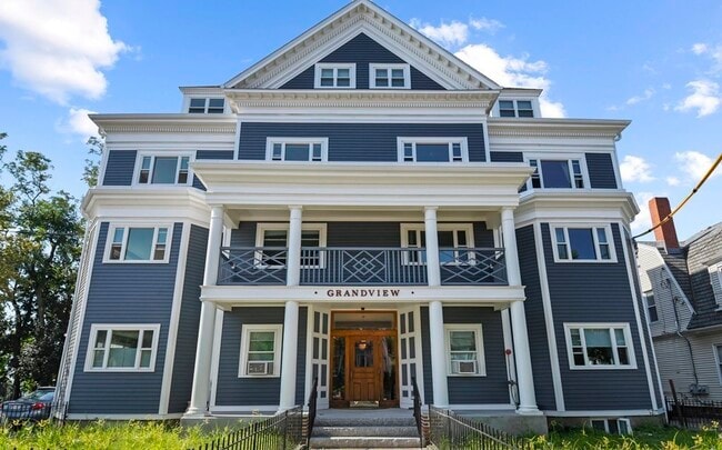 Photo - 82 Munroe St Unit #9