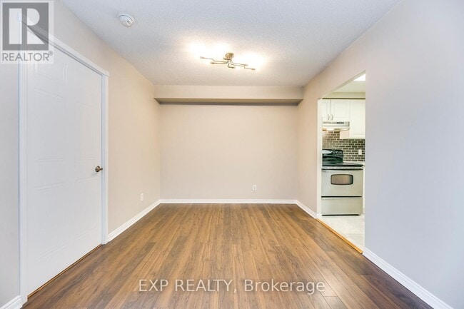 Photo - 135 Hillcrest Ave Unit 205