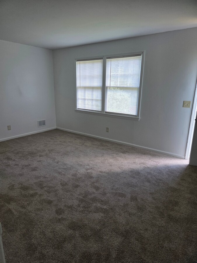 Photo - 2114 Apple Valley Rd Unit B