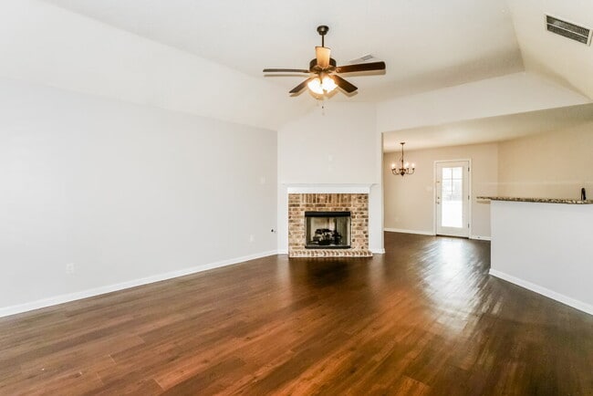 Photo - 9455 Darren Cir S