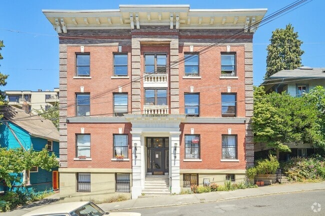 Building Photo - 416 E Roy St Unit C Rental