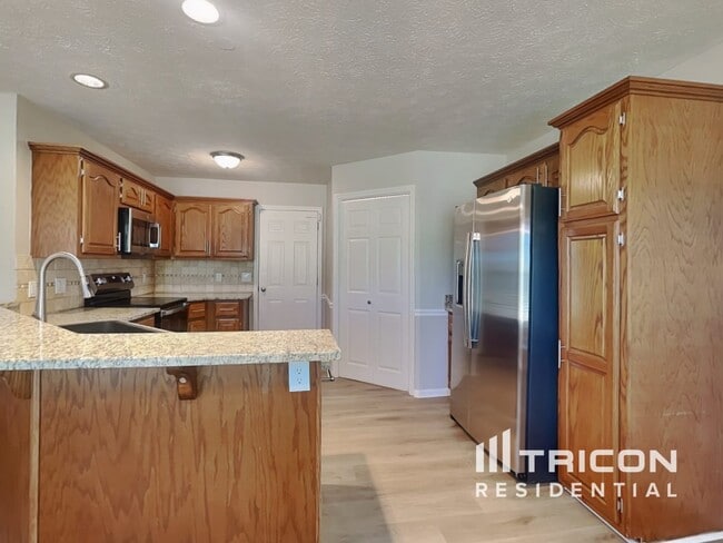 Photo - 146B Waterford Way