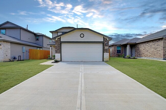 Building Photo - 14421 Conifer Dr