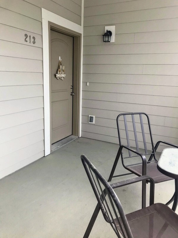 Photo - 213 W Ridge Rd